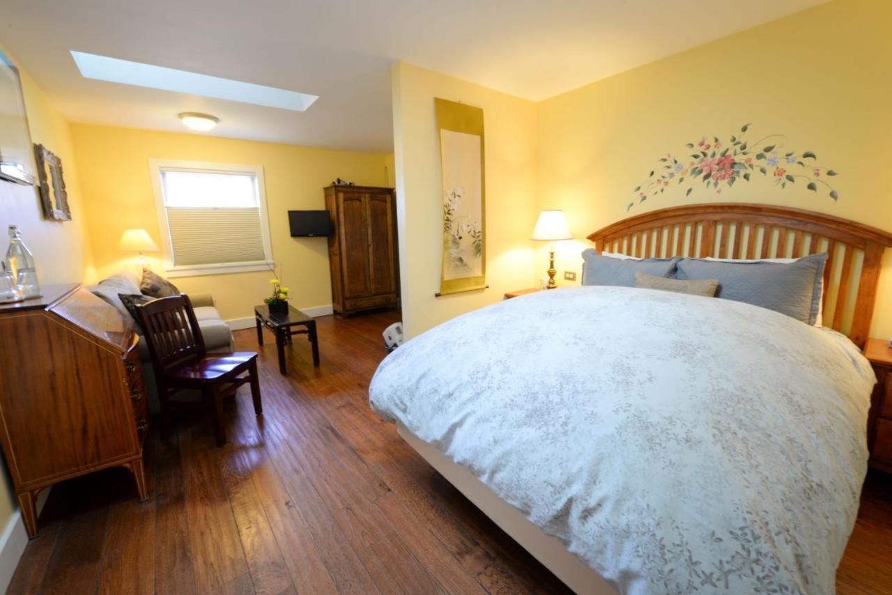 Briar Rose Bed & Breakfast Bed & Breakfast Boulder Room photo